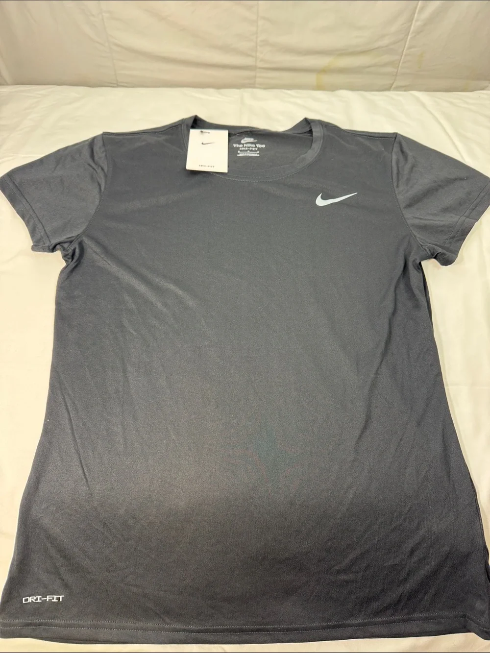 Nike‎ Dri Fit Tee Womens Medium Gray Athletic Workout Top NWT